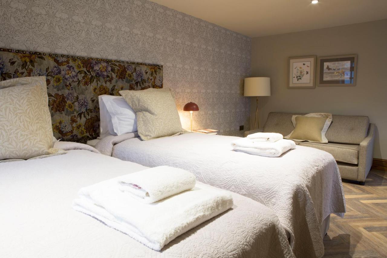 메이클즈필드 The Legh Arms Prestbury B&B 외부 사진